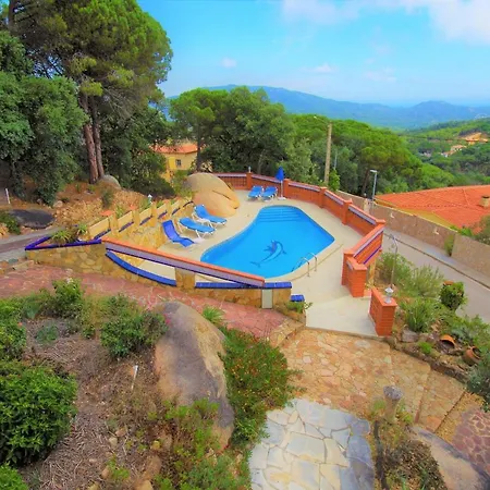 فيلة V&V Lloret-Villa Petonet يوريت دي مار