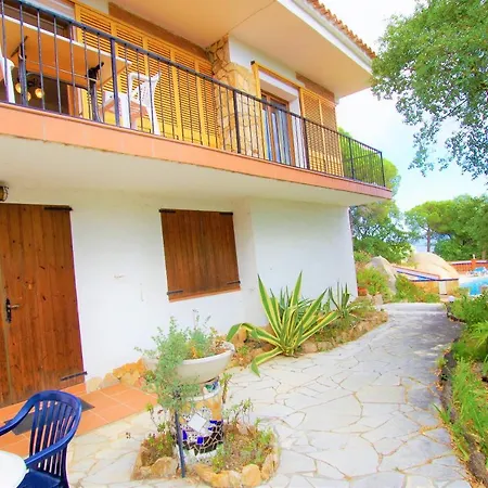 فيلة V&V Lloret-Villa Petonet *