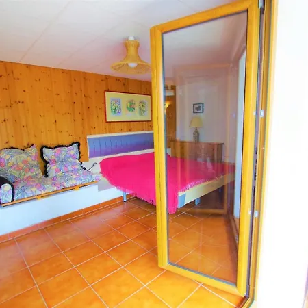 V&V Lloret-Villa Petonet فيلة