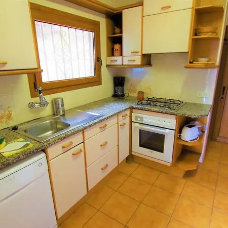 فيلة V&V Lloret-Villa Petonet يوريت دي مار
